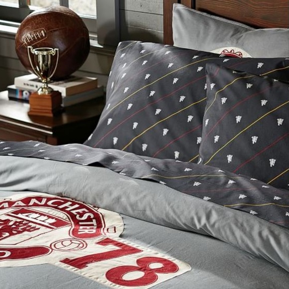 Pottery Barn Teens Bedding Pottery Barn Manchester United Queen Sheet Set Poshmark